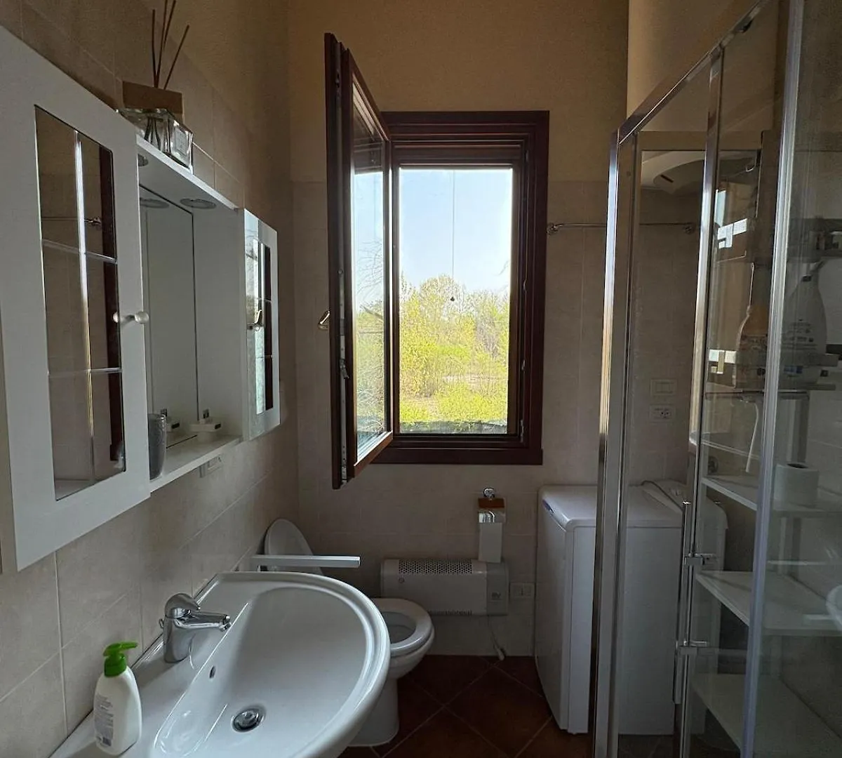 Garda Resort Apartment Peschiera del Garda 0*,  Italy